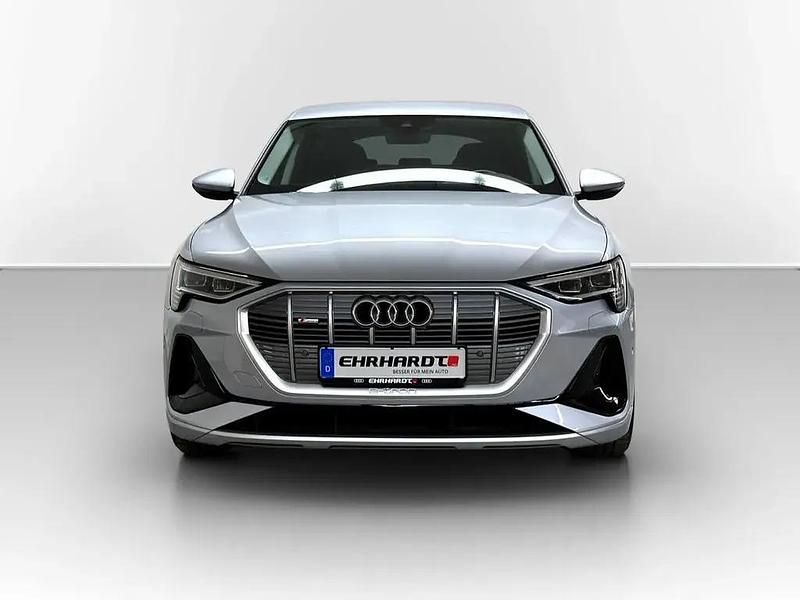 Gebraucht Audi e-tron S-Line 230 kW (313 PS) 2022 Silber SUV