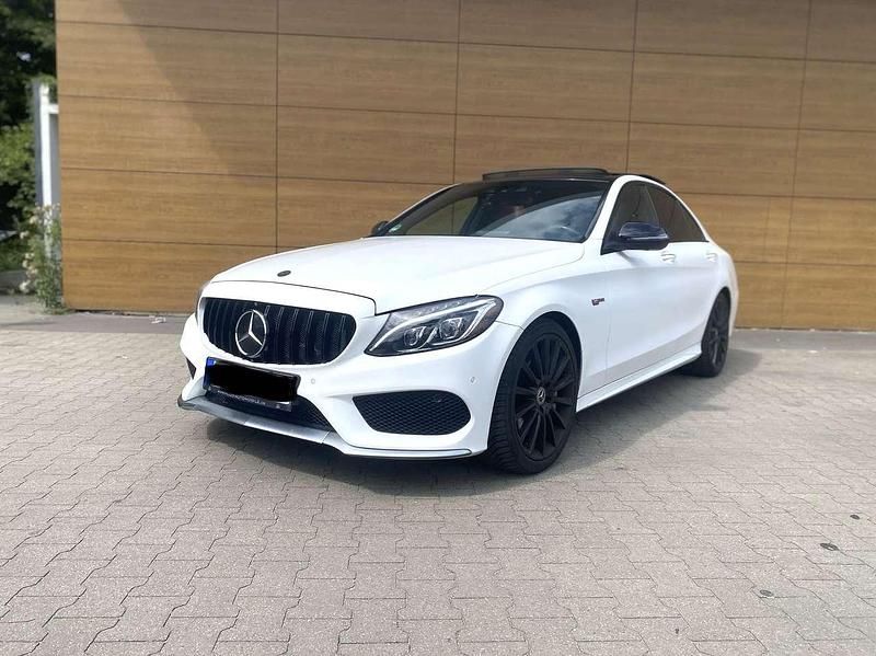 Weiß Gebraucht 2017 Mercedes C43 AMG AMG Limousine | 37.999 € (Teuer) - Bild 1/4
