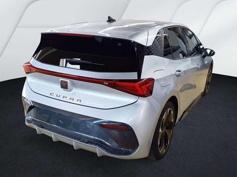 Gebraucht Cupra Born 169 kW (231 PS) 2024 Geysirsilber metallic Kleinwagen