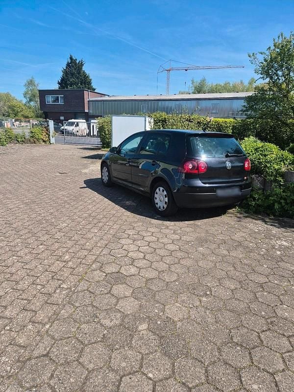 Second-hand VW Golf 140 CP (102 kW) 2006 Negru Coupe