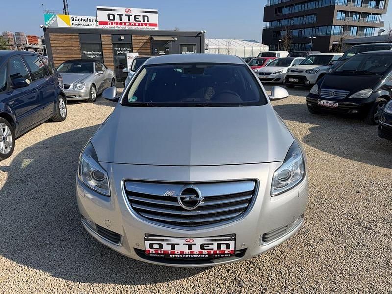 Gebraucht Opel Insignia Active 160 PS (117 kW) 2013 Silber Limousine