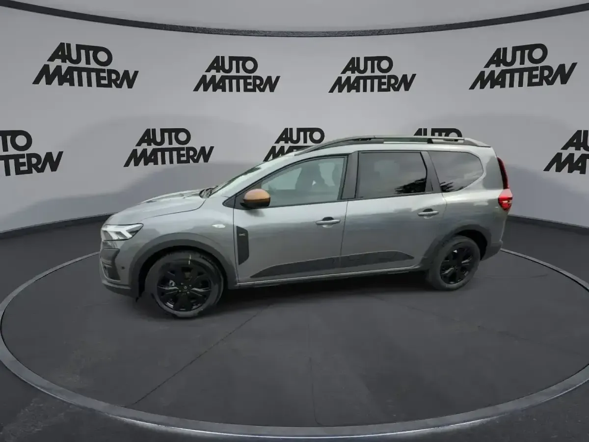 Neu Dacia Jogger Extreme 74 PS (54 kW) 2025 Grau Van / Kleinbus