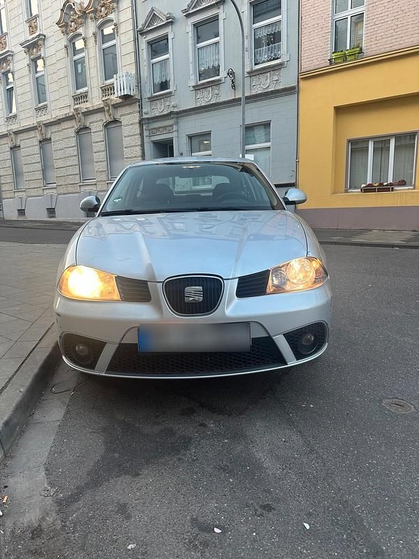 Gebraucht Seat Ibiza 85 PS (62 kW) 2008 Grau Limousine