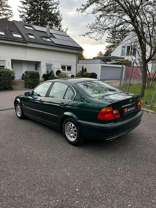 Gebraucht BMW 320 150 PS (110 kW) 1998 Grün Limousine
