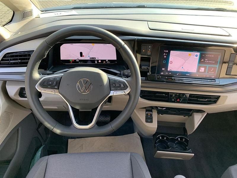 Neu VW California Beach 150 PS (110 kW) 2025 Grau Van