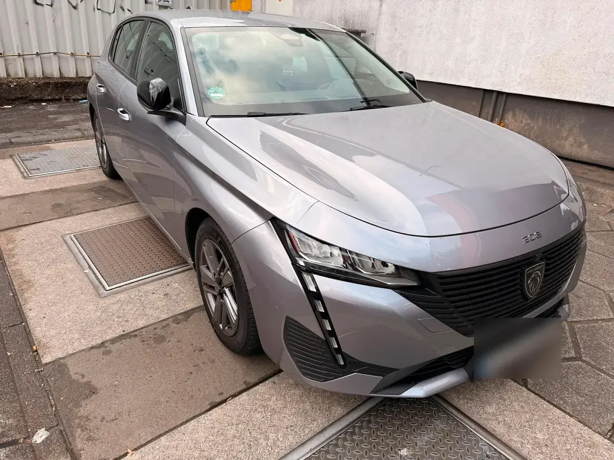 Gebraucht Peugeot 308 2023 Silber Kombi
