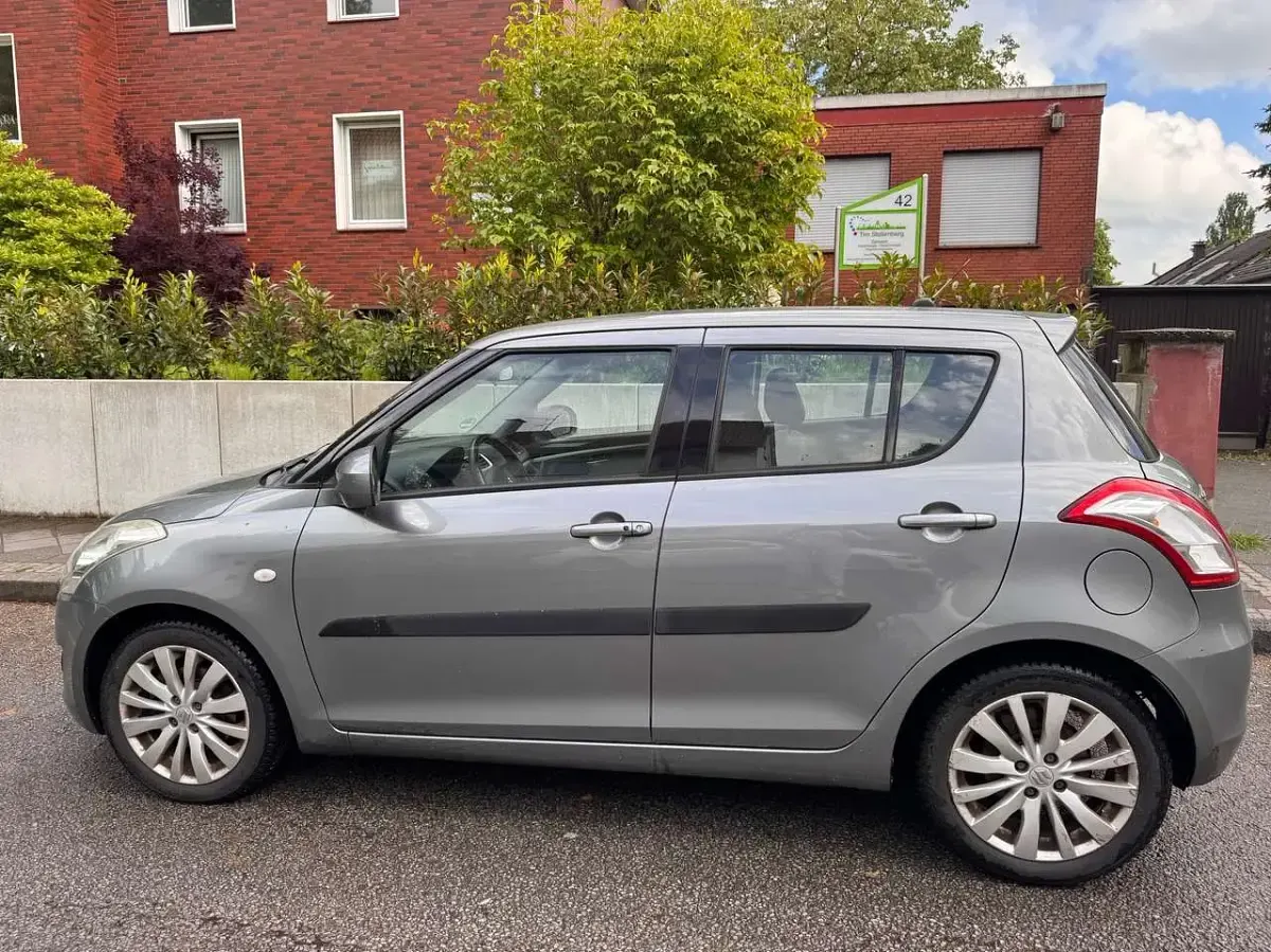 Gebraucht Suzuki Swift Comfort 94 PS (69 kW) 2012 Kleinwagen