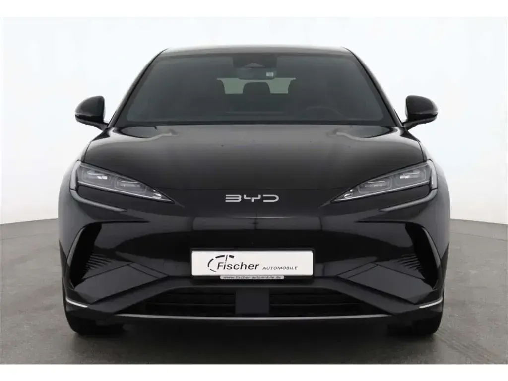 Nowe BYD Sealion 7 389 kW (530 KM) 2026 Czarny SUV