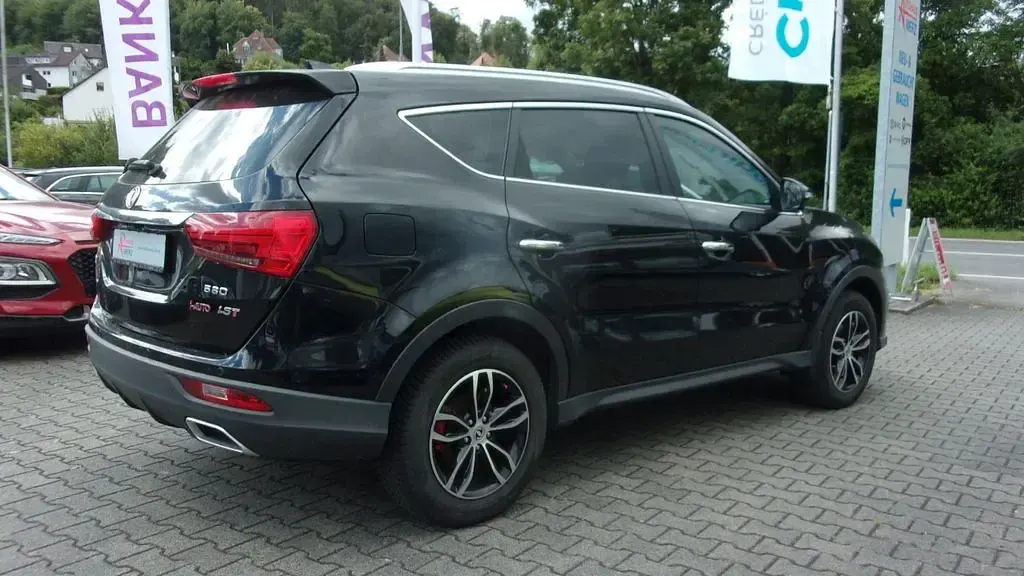 Gebraucht DFSK Fengon 145 PS (106 kW) 2021 Schwarz SUV
