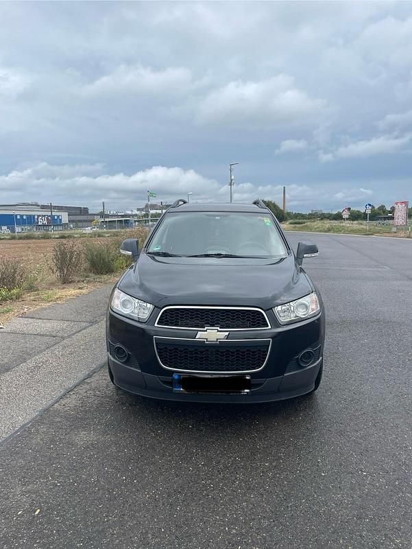 Schwarz Gebraucht 2013 Chevrolet Captiva SUV | 5.500 € (Superpreis) - Bild 1/4