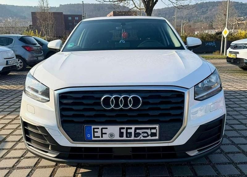Gebraucht Audi Q2 116 PS (85 kW) 2018 Weiß SUV