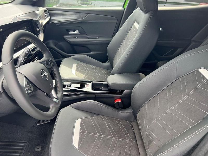 Gebraucht Opel Mokka-e Elegance 100 kW (136 PS) 2024 Grün SUV