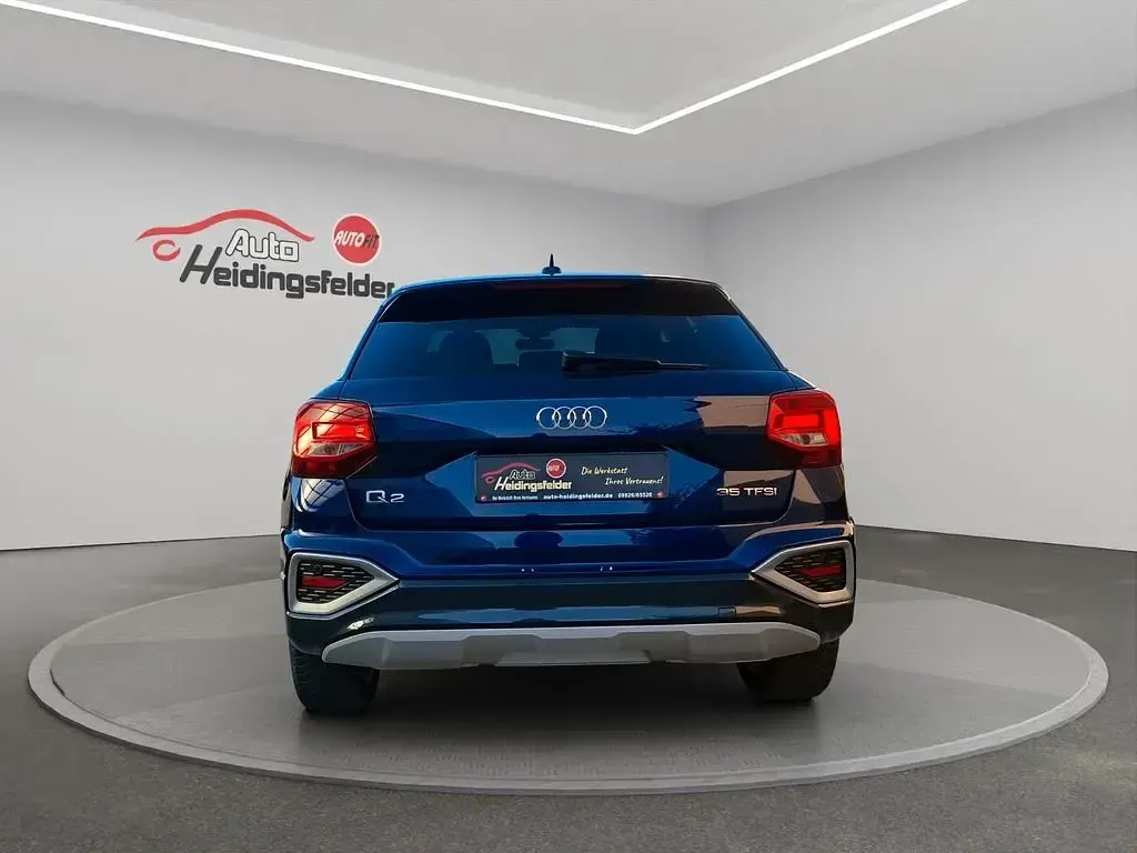 Gebraucht Audi Q2 Advanced 150 PS (110 kW) 2024 Blau SUV