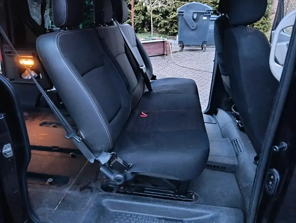 Gebraucht Nissan NV300 145 PS (106 kW) 2018 Schwarz Van