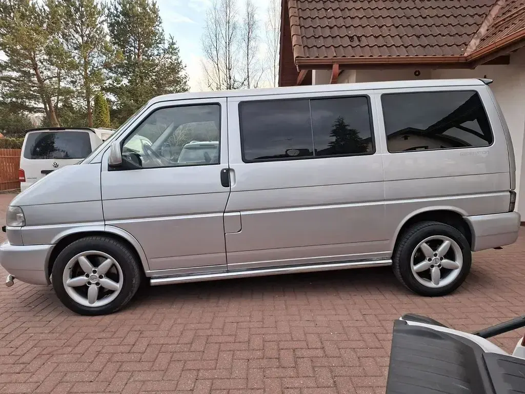 Gebraucht VW T4 151 PS (111 kW) 2002 Silber Van