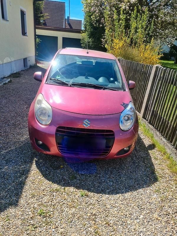 Usado Suzuki Alto 68 HP (50 kW) 2010 Vermelho Citadino