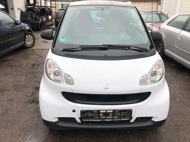 Gebraucht Smart ForTwo Coupé 61 PS (44 kW) 2011 Weiß Coupé