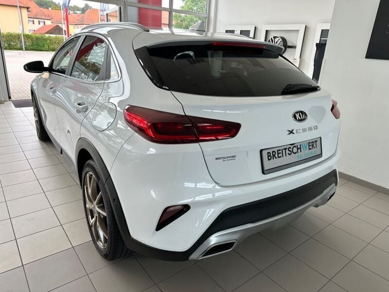 Gebraucht Kia XCeed Xdition 204 PS (150 kW) 2020 Hw2) deluxeweiss met. (weiss SUV