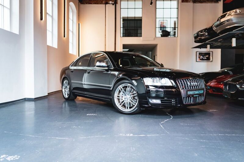 Brillantschwarz Gebraucht 2009 Audi S8 Sport Limousine | 27.990 € - Bild 1/4
