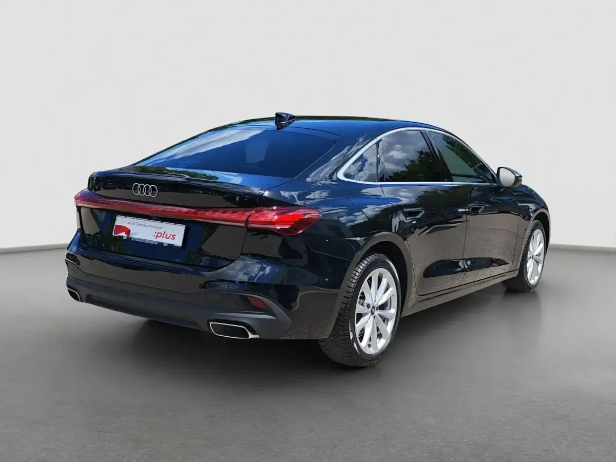 Gebraucht Audi A5 Sport 204 PS (150 kW) 2025 Schwarz Limousine