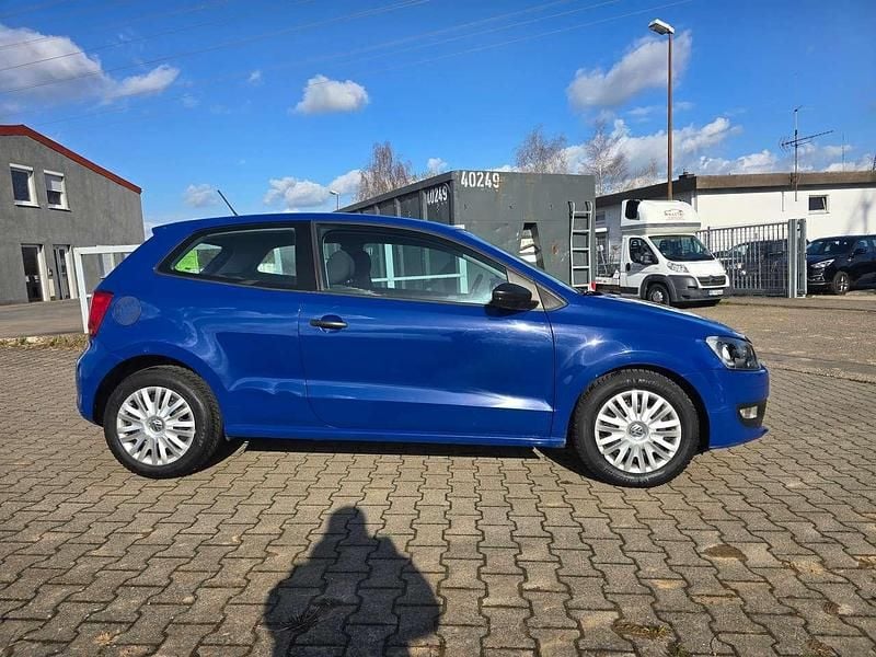 Gebraucht VW Polo Trendline 69 PS (50 kW) 2010 Meerblau Kleinwagen