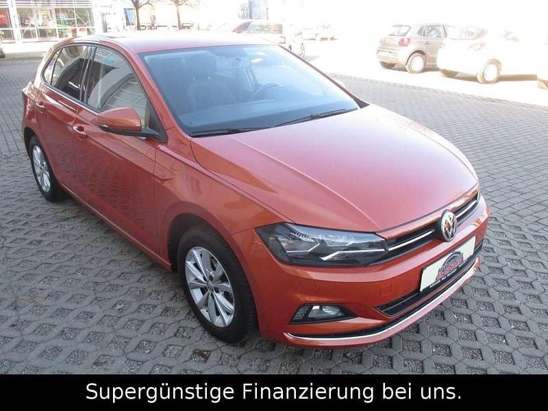 Używany VW Polo Highline 95 KM (69 kW) 2017 Pomarańczowy Hatchback