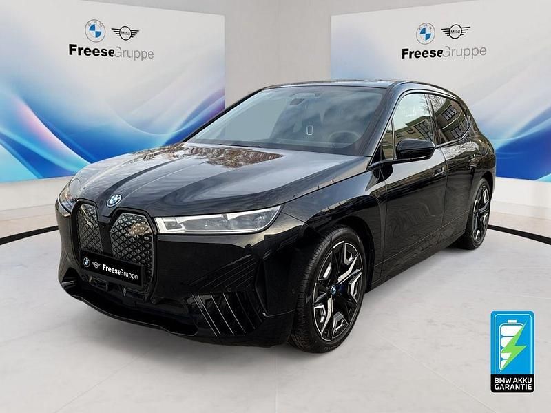Schwarz Gebraucht 2023 BMW iX Sport Line SUV | 52.490 € (Etwas zu teuer) - Bild 1/4