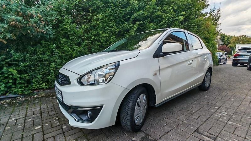 Weiß Gebraucht 2018 Mitsubishi Space Star Kleinwagen | 5.900 € (Guter Preis) - Bild 1/4