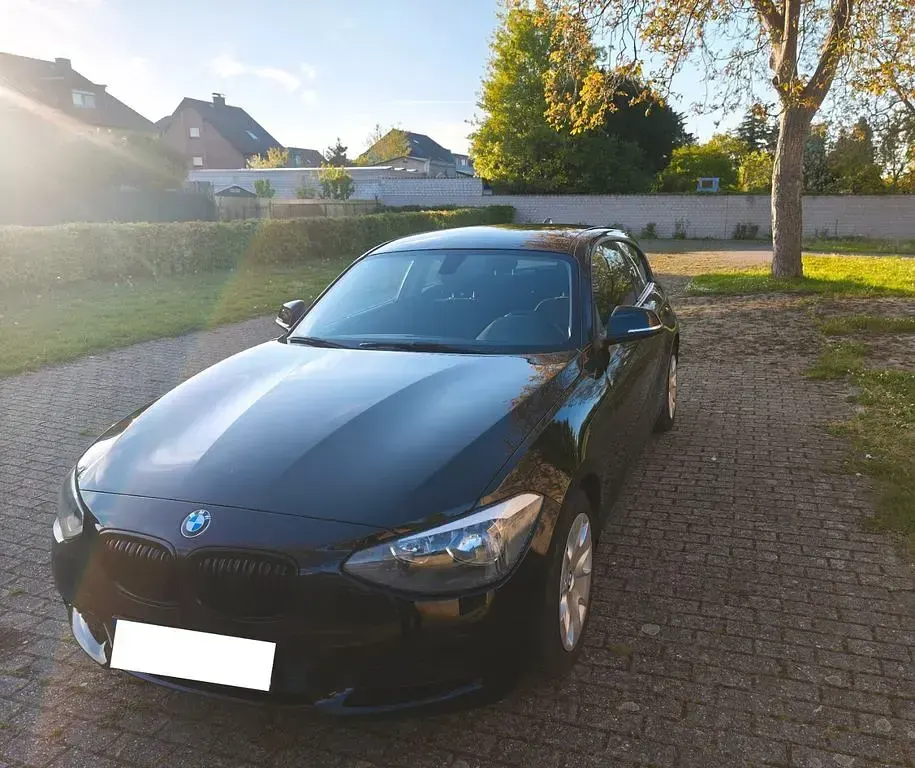 Second-hand BMW 114 102 CP (75 kW) 2013 Negru Hatchback