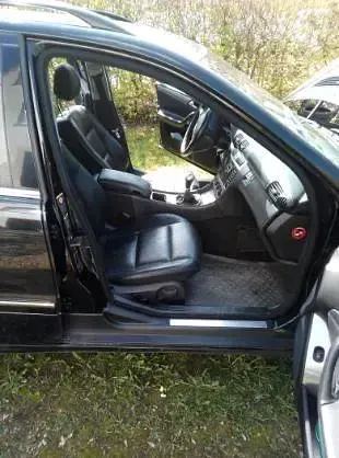 Gebraucht Mercedes C220 150 PS (110 kW) 2004 Schwarz Kombi