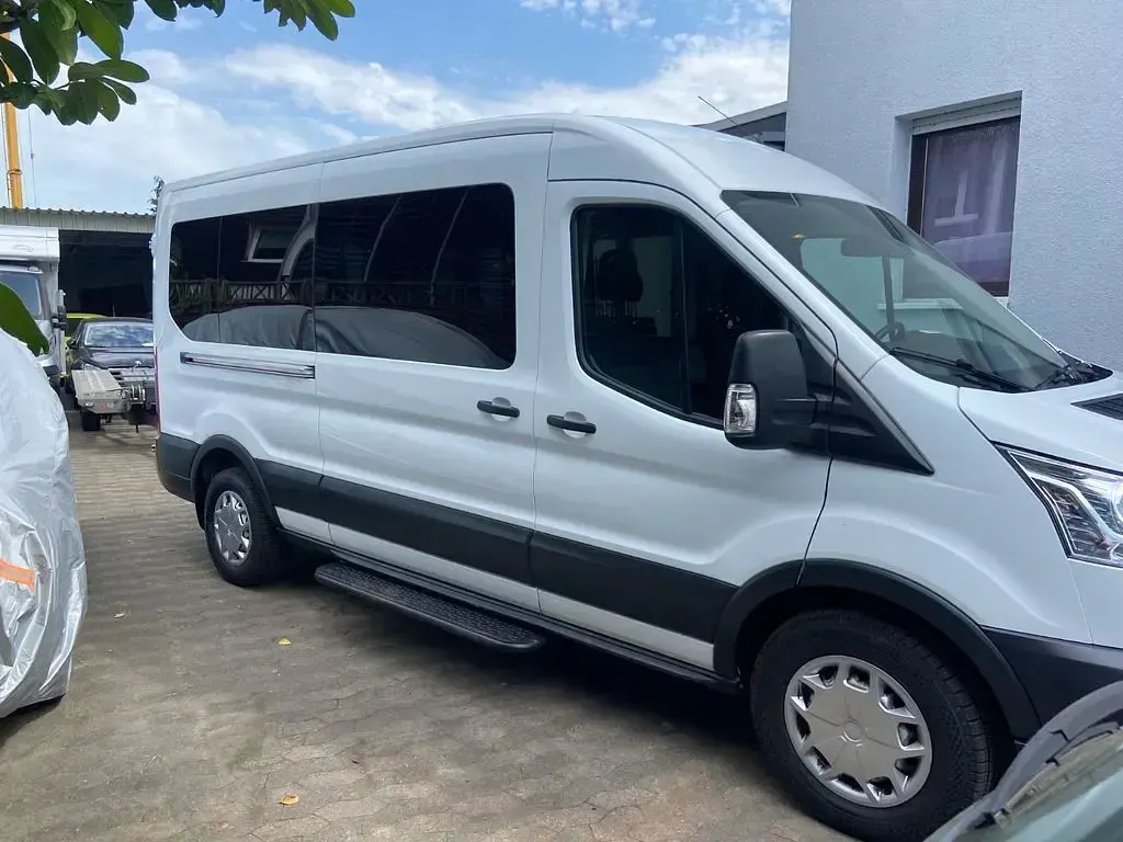 Gebraucht Ford Transit Trend 131 PS (96 kW) 2018 Weiß Van / Kleinbus