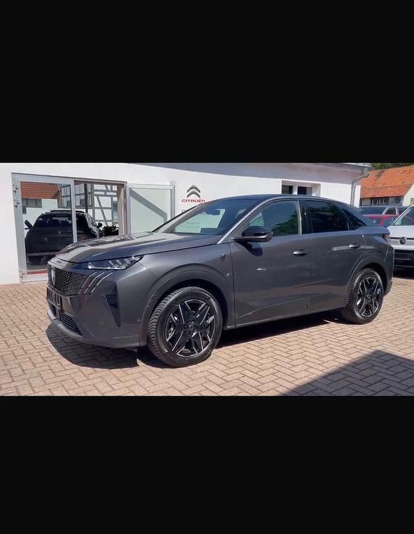 Grau Gebraucht 2024 Peugeot 3008 GT SUV | 33.200 € (Teuer) - Bild 1/4