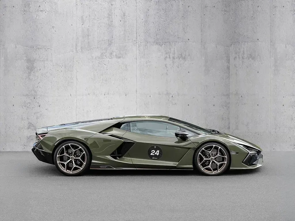 Używany Lamborghini Revuelto 2025 Zielony Coupe