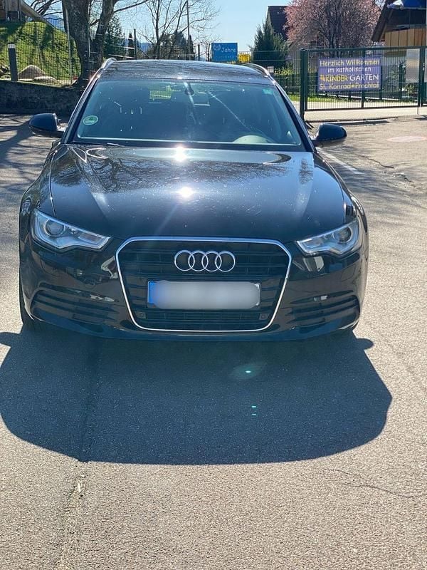 Gebraucht Audi A6 136 PS (100 kW) 2014 Schwarz Kombi