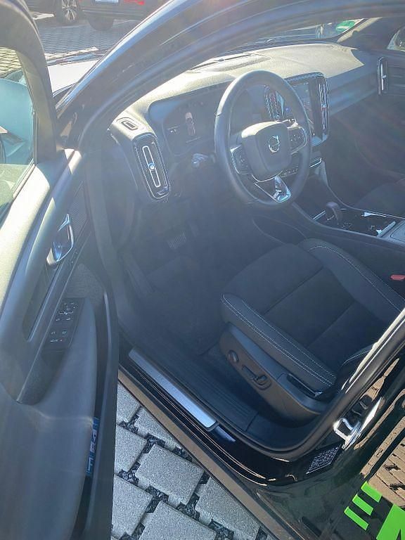 Gebraucht Volvo C40 442 kW (601 PS) 2021 Schwarz SUV