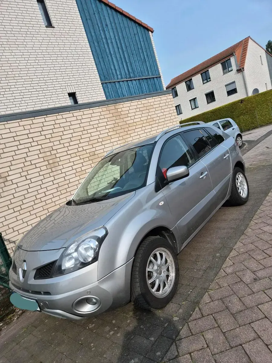 Gebraucht Renault Koleos 150 PS (110 kW) 2008 Grau SUV