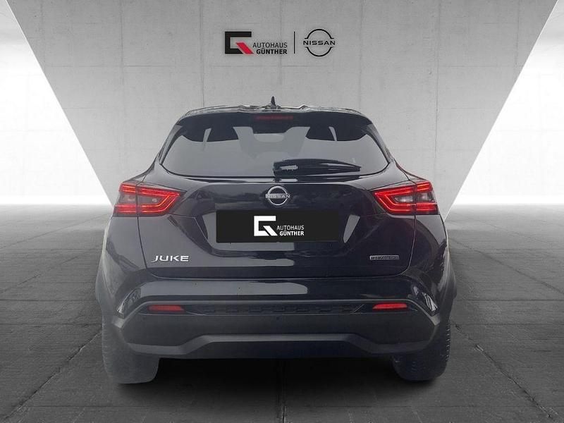 Second-hand Nissan Juke N-Connecta 143 CP (105 kW) 2024 Negru SUV