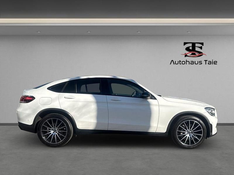 Gebraucht Mercedes GLC400d AMG line 330 PS (242 kW) 2021 Polarweiss SUV