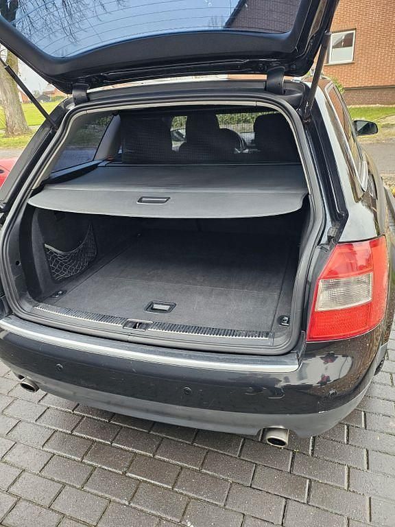 Gebraucht Audi A4 163 PS (119 kW) 2002 Schwarz Kombi