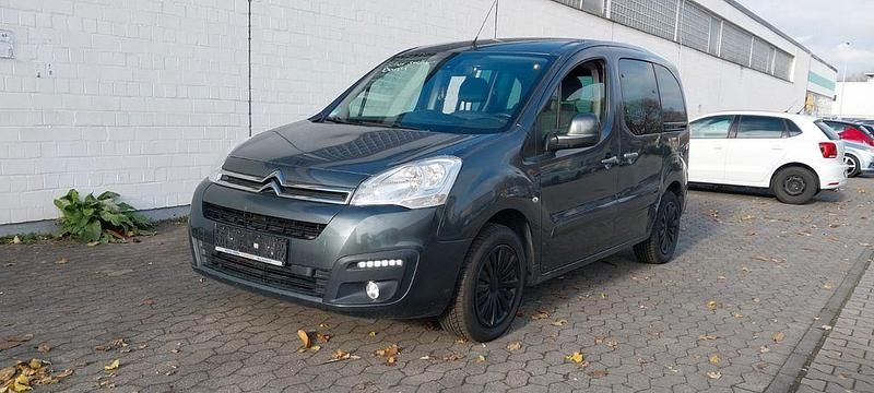 Grau Gebraucht 2018 Citroën Berlingo SELECTION Kombi | 7.199 € (Superpreis) - Bild 1/4