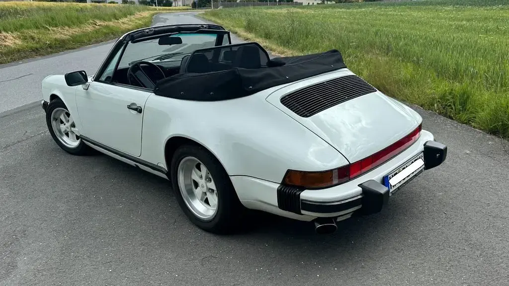 Gebraucht Porsche 911 Carrera 218 PS (160 kW) 1987 Weiß Coupé
