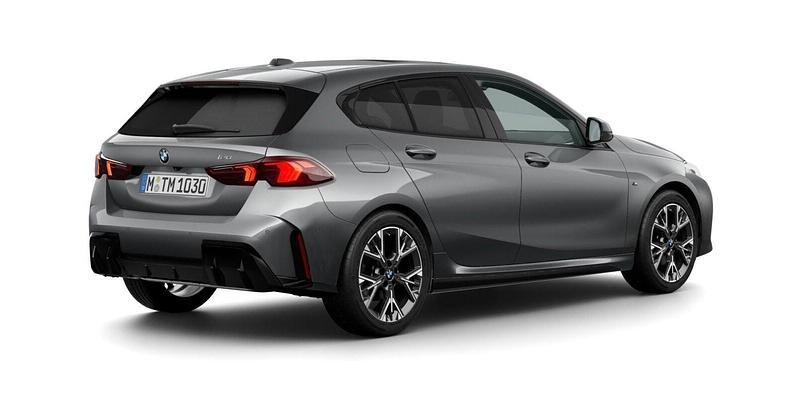 Gebraucht BMW 120 Shadowline 170 PS (125 kW) 2025 Grau Kleinwagen