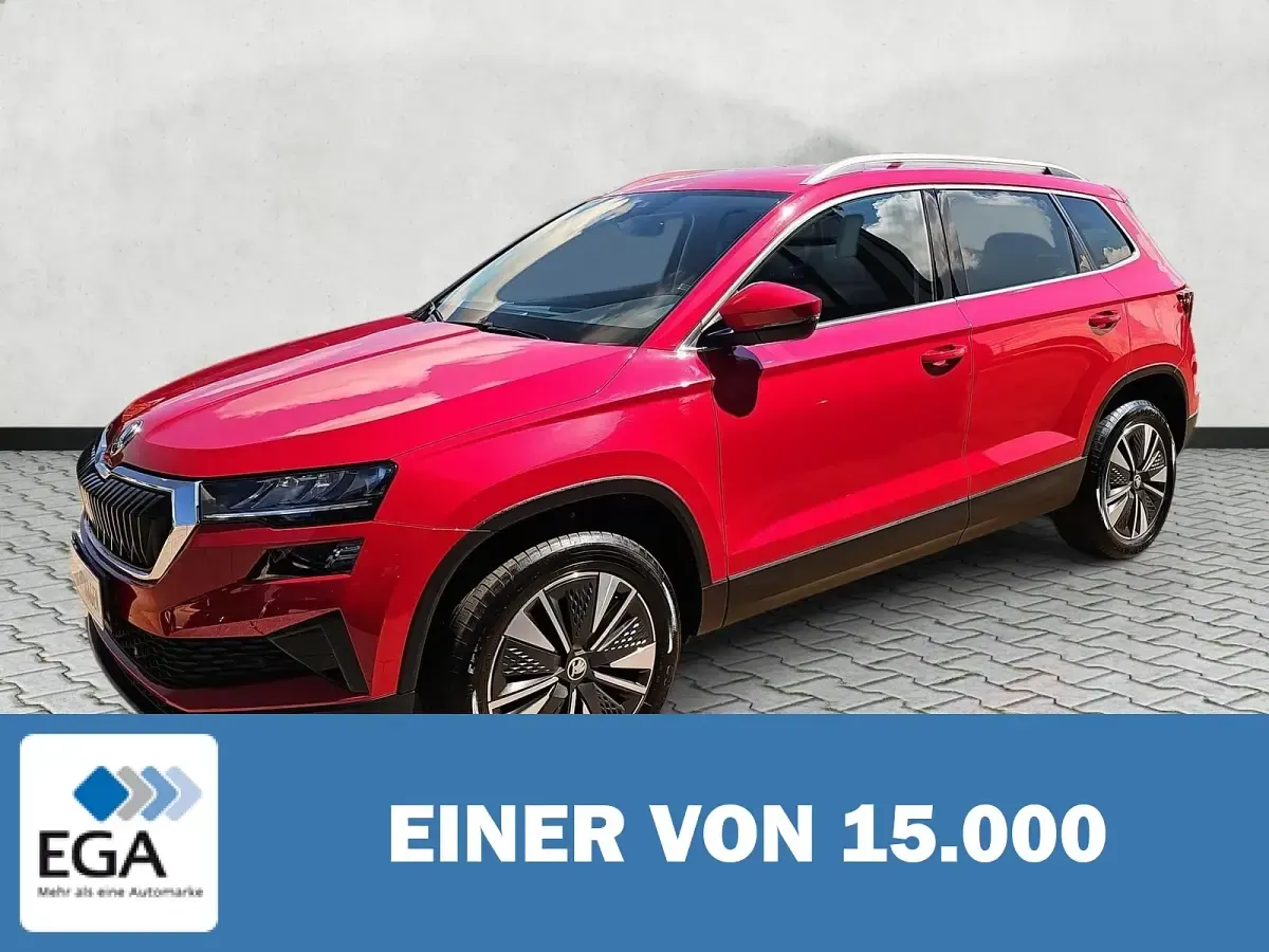 Gebraucht Skoda Karoq Selection 150 PS (110 kW) 2025 Rot metallic SUV
