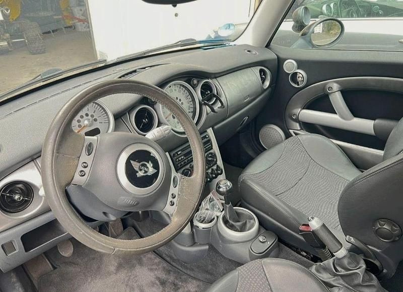 Second-hand Mini Cooper 116 CP (85 kW) 2003 Argintiu Hatchback