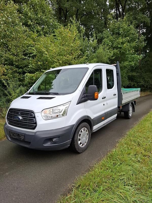 Weiß Gebraucht 2018 Ford Transit Van / Kleinbus | 15.100 € (Fairer Preis) - Bild 1/4