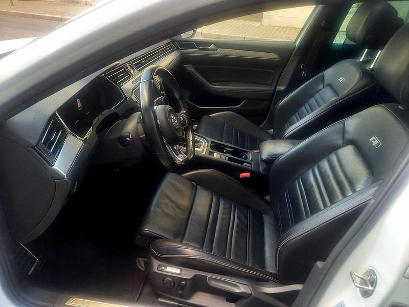 Gebraucht VW Passat Highline 239 PS (175 kW) 2016 Weiß Kombi