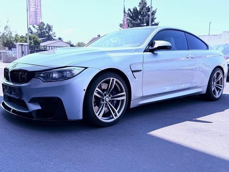 Silber Gebraucht 2015 BMW M4 Performance Coupé | 34.999 € (Fairer Preis) - Bild 1/4