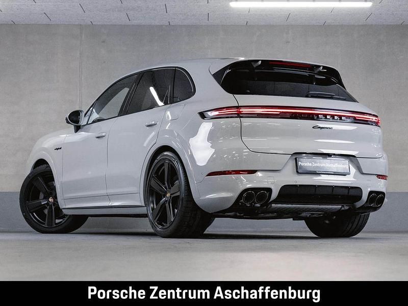 Gebraucht Porsche Cayenne Sport 470 PS (345 kW) 2024 Grau SUV