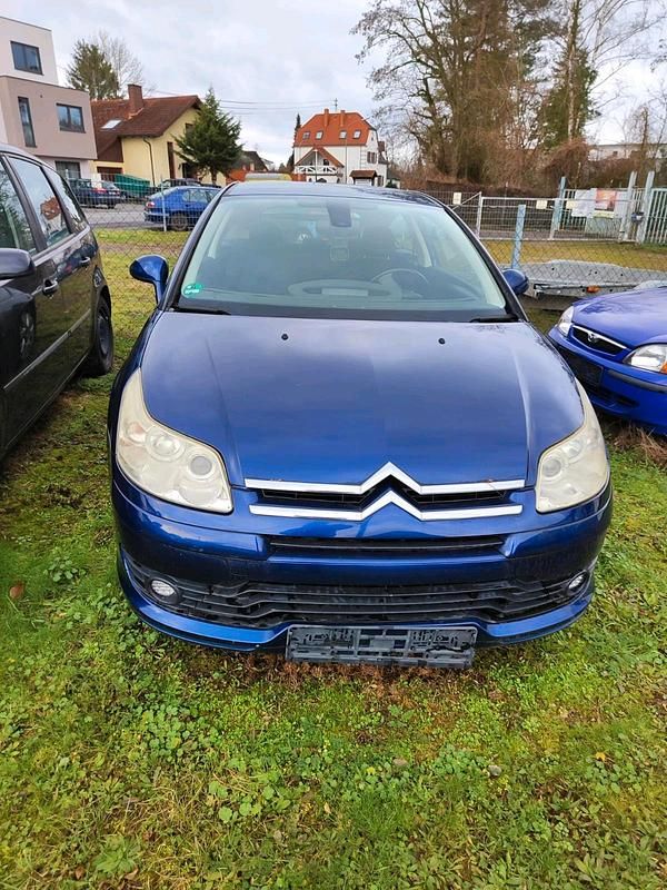 Blau Gebraucht 2005 Citroën C4 Coupé | 495 € (Superpreis) - Bild 1/1