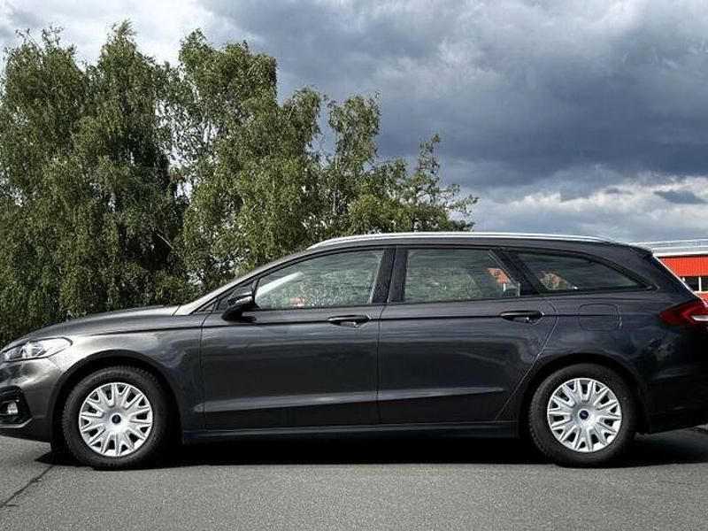 Gebraucht Ford Mondeo 150 PS (110 kW) 2019 Grau Limousine